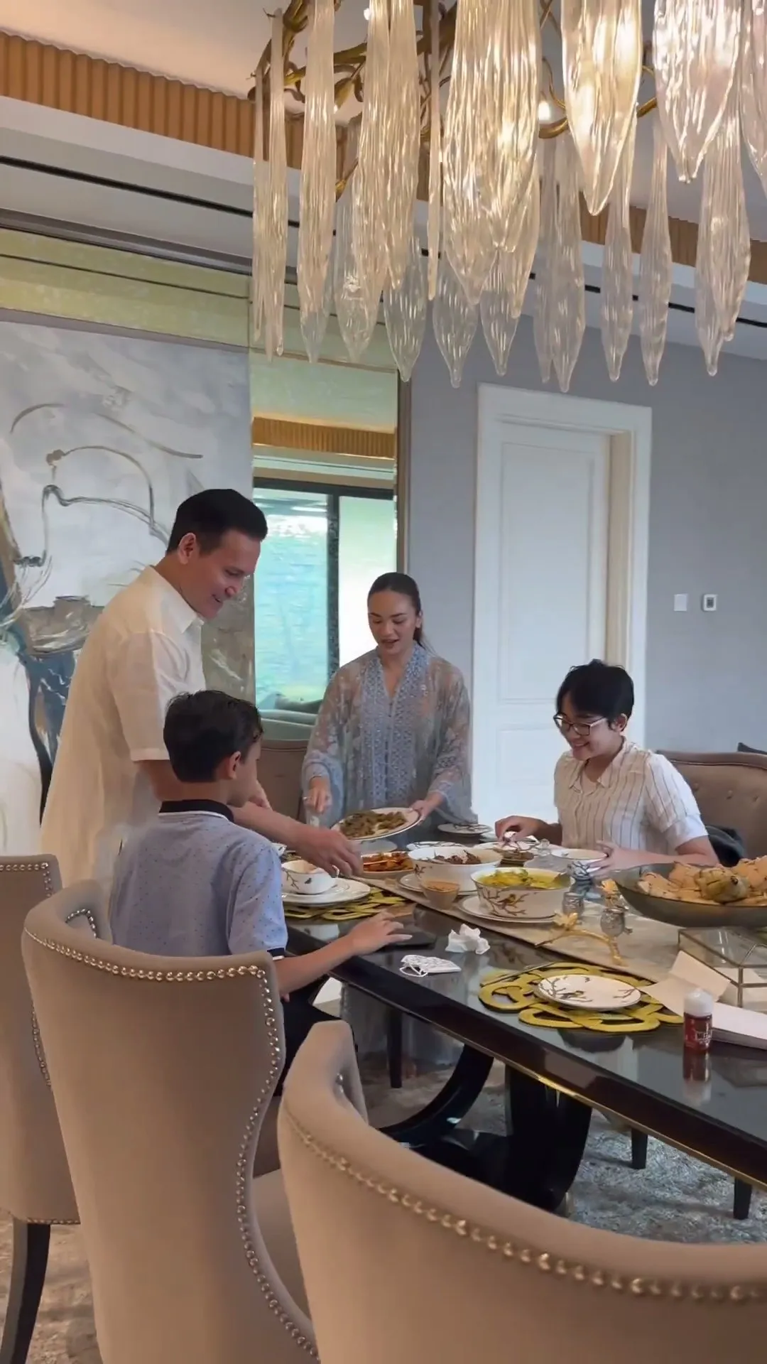 (credit: Instagram.com/violenziajean)