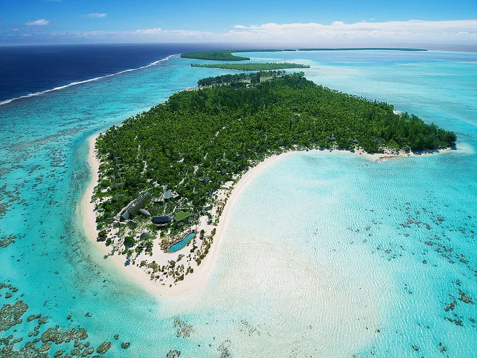 Pulau indah nan eksotis yang jadi tempat bulan madu Pippa dan James © Istimewa
