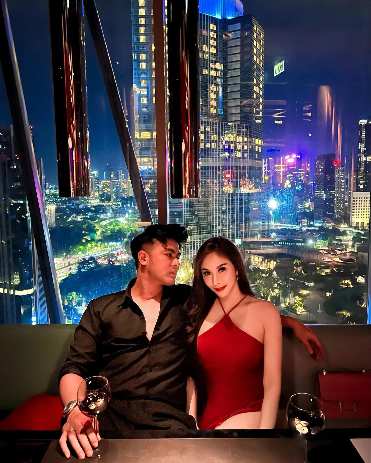 Romantisnya Dinner Berdua