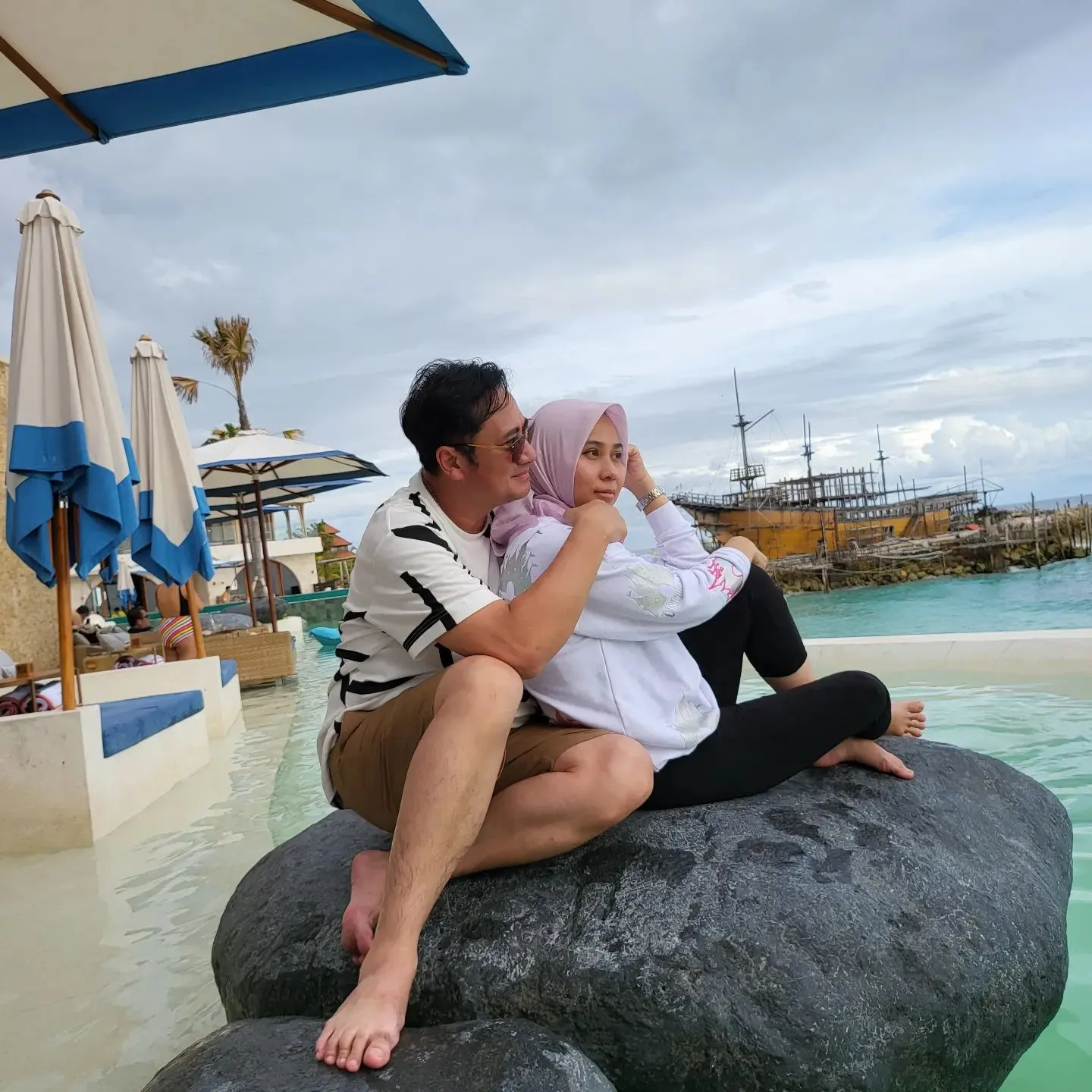  (credit: Instagram.com/nyaisarni2/)