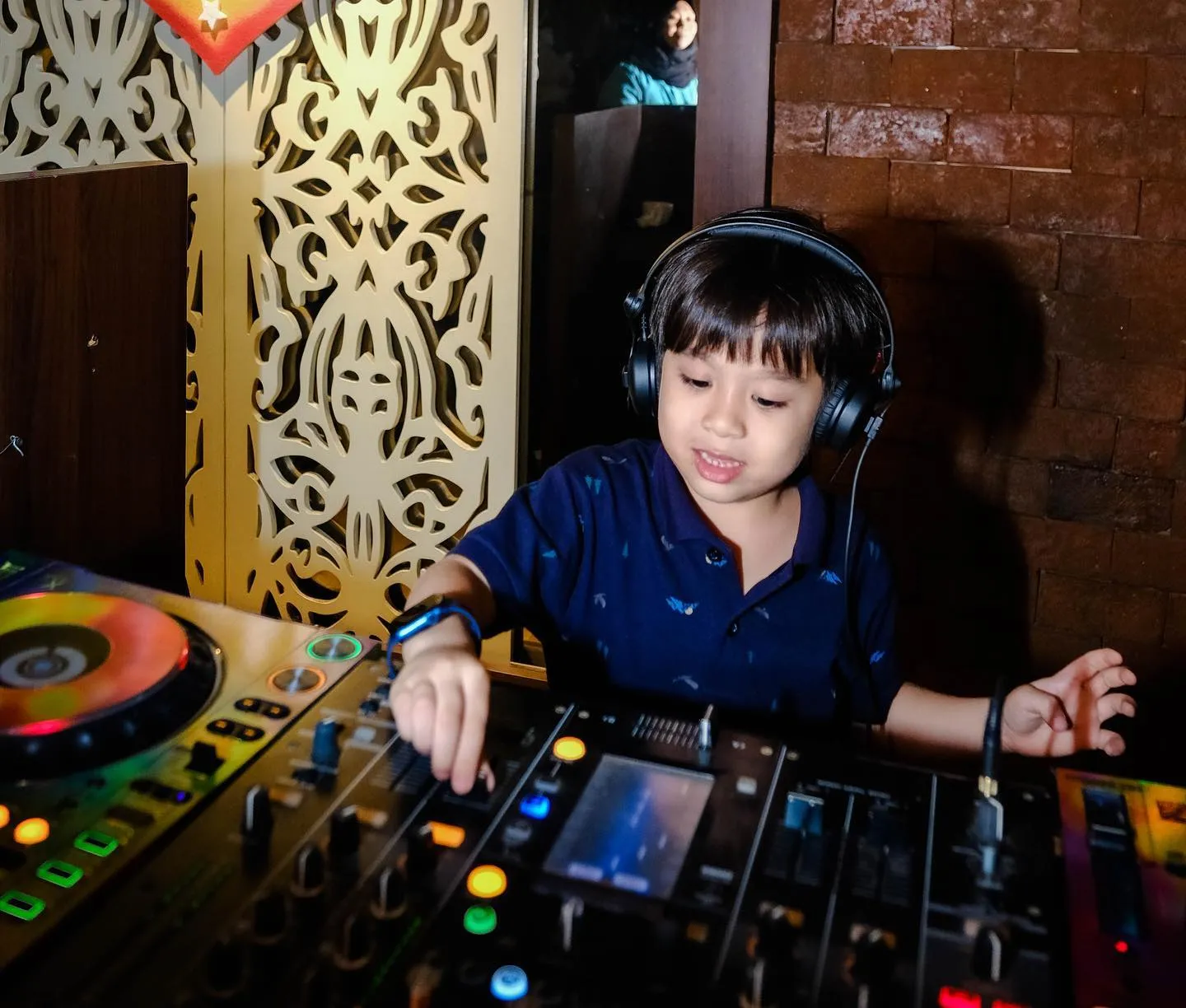 (credit: Instagram.com/putriuna/)