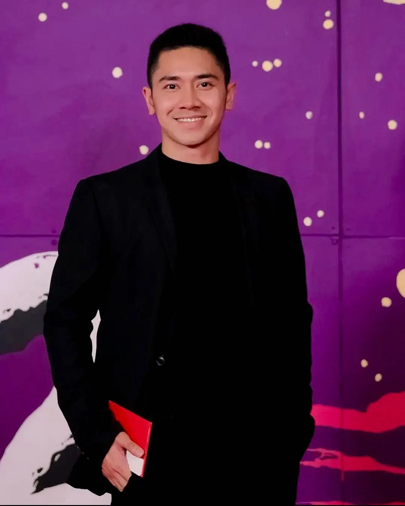 (credit: Instagram.com/mahiraemir/)