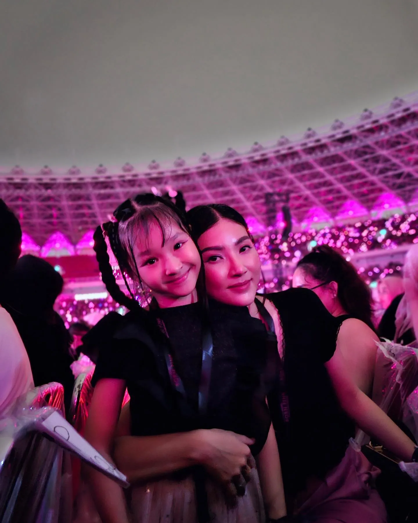  (credit: Instagram.com/sarwendah29/)