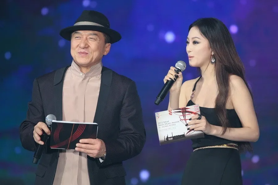 Aktor Hong Kong Paling Populer, Jackie Chan!