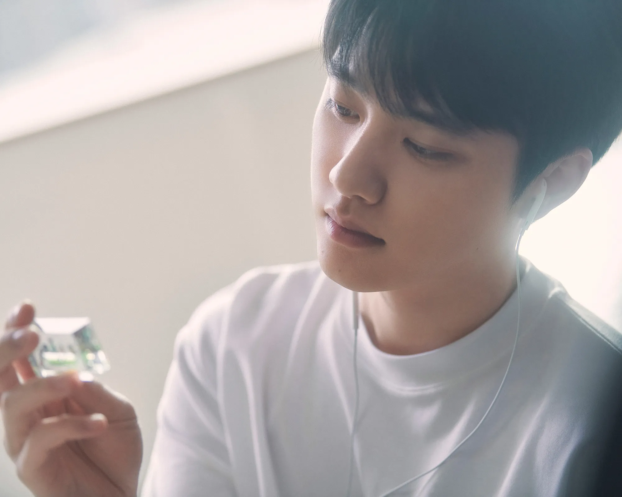 D.O. EXO 2th Mini Album EXPECTATION (Credit: SM Entertainment)