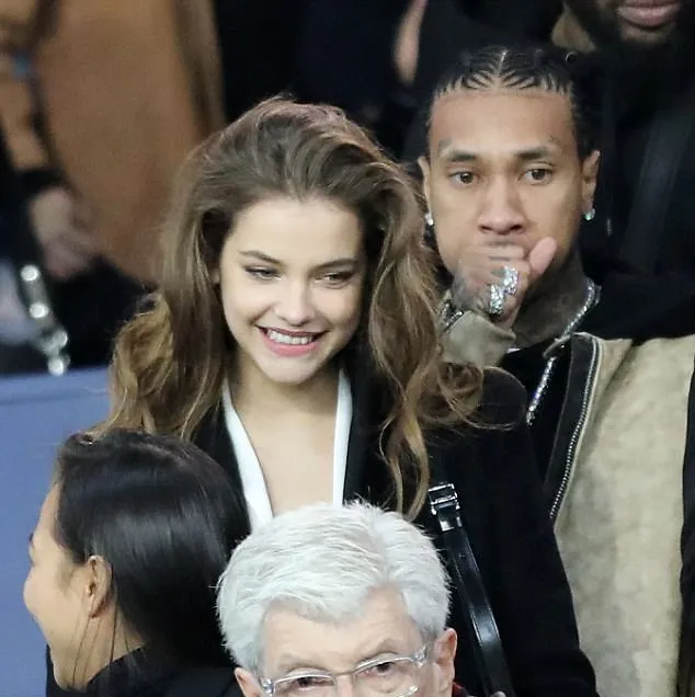Belum diketahui apa hubungan Barbara dan Tyga © dialymail.co.uk