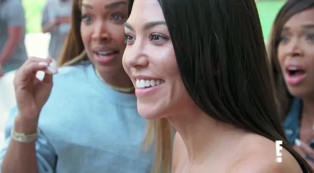 Episode KUWTK ini baru tayang 7 Januari nanti. Credit: E!