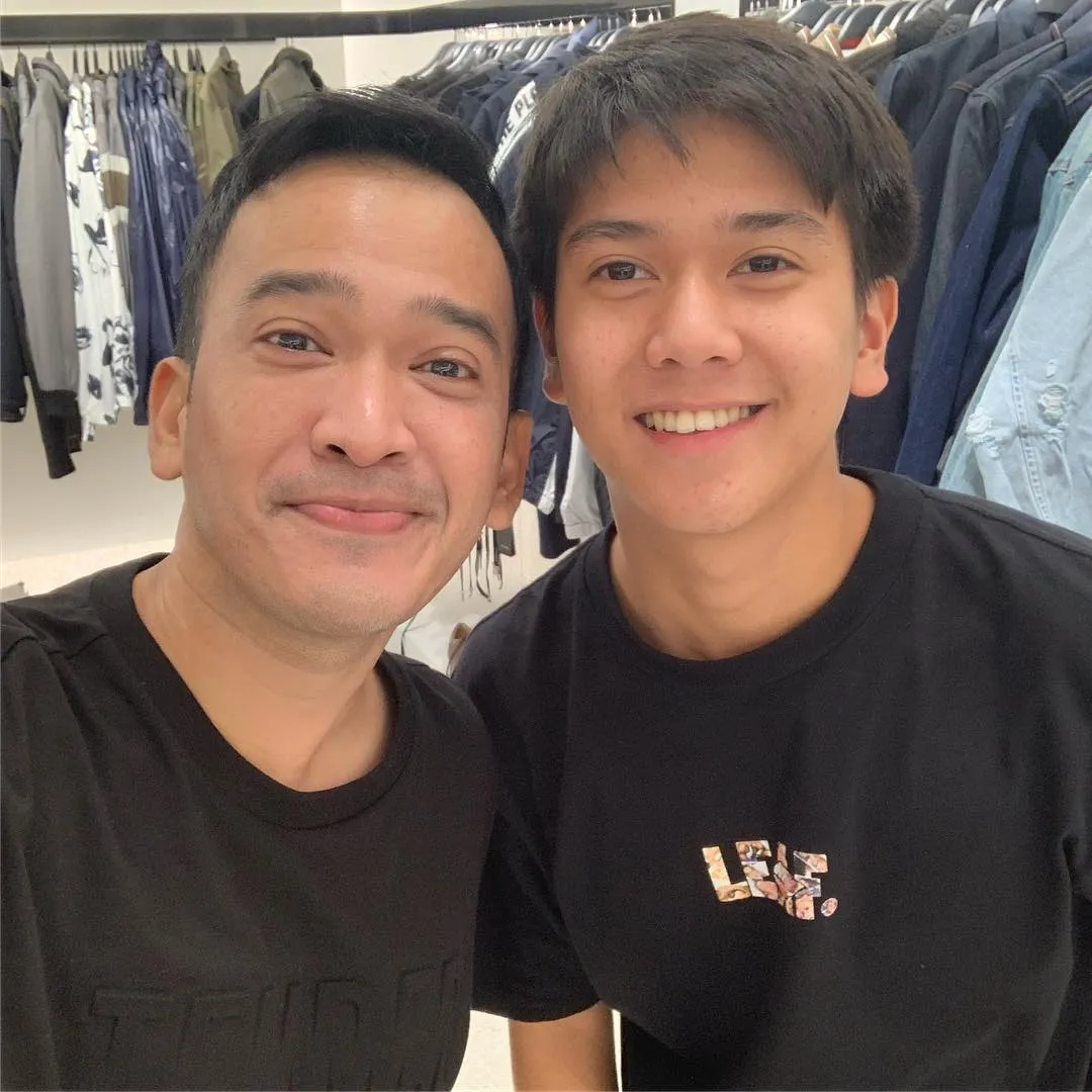 Ruben selfie bareng Iqbaal © instagram.com/ruben_onsu