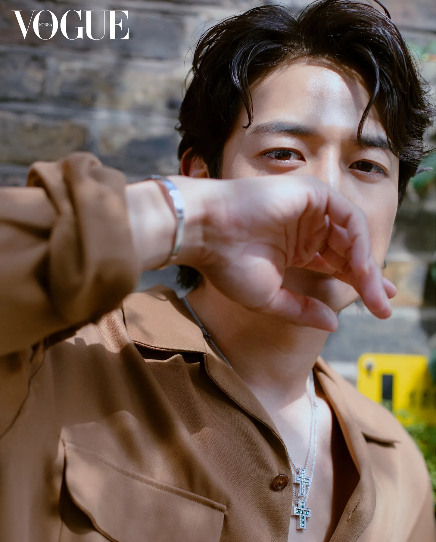 MINHO SHINee pemotretan di London bersama Vogue Korea. credit: SM Entertainment