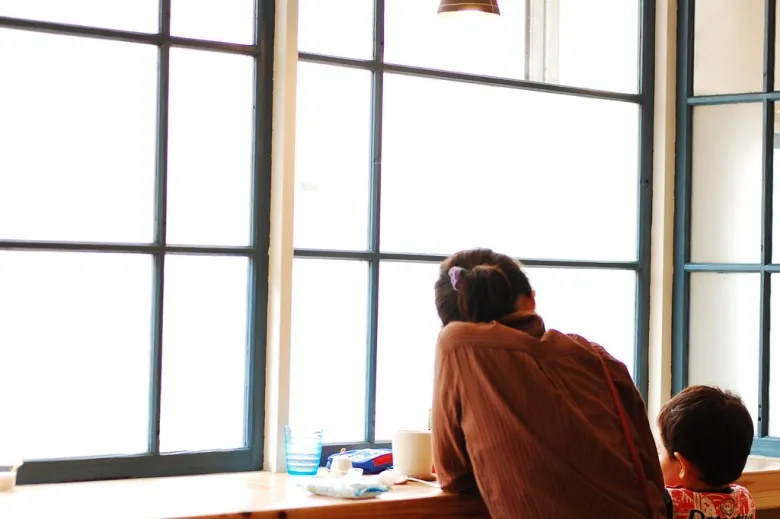 Para wanita Jepang akan mendedikasikan seluruh waktu mereka untuk jadi Ibu Rumah Tangga demi membesarkan anak-anak © brianlosullivan