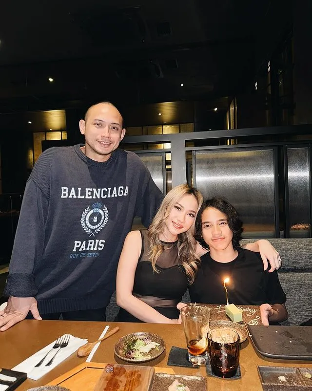 Bunga Citra Lestari dan Tiko Aryawardhana ungkap kehidupan pernikahannya (credit: Instagram.com/itsmebcl)