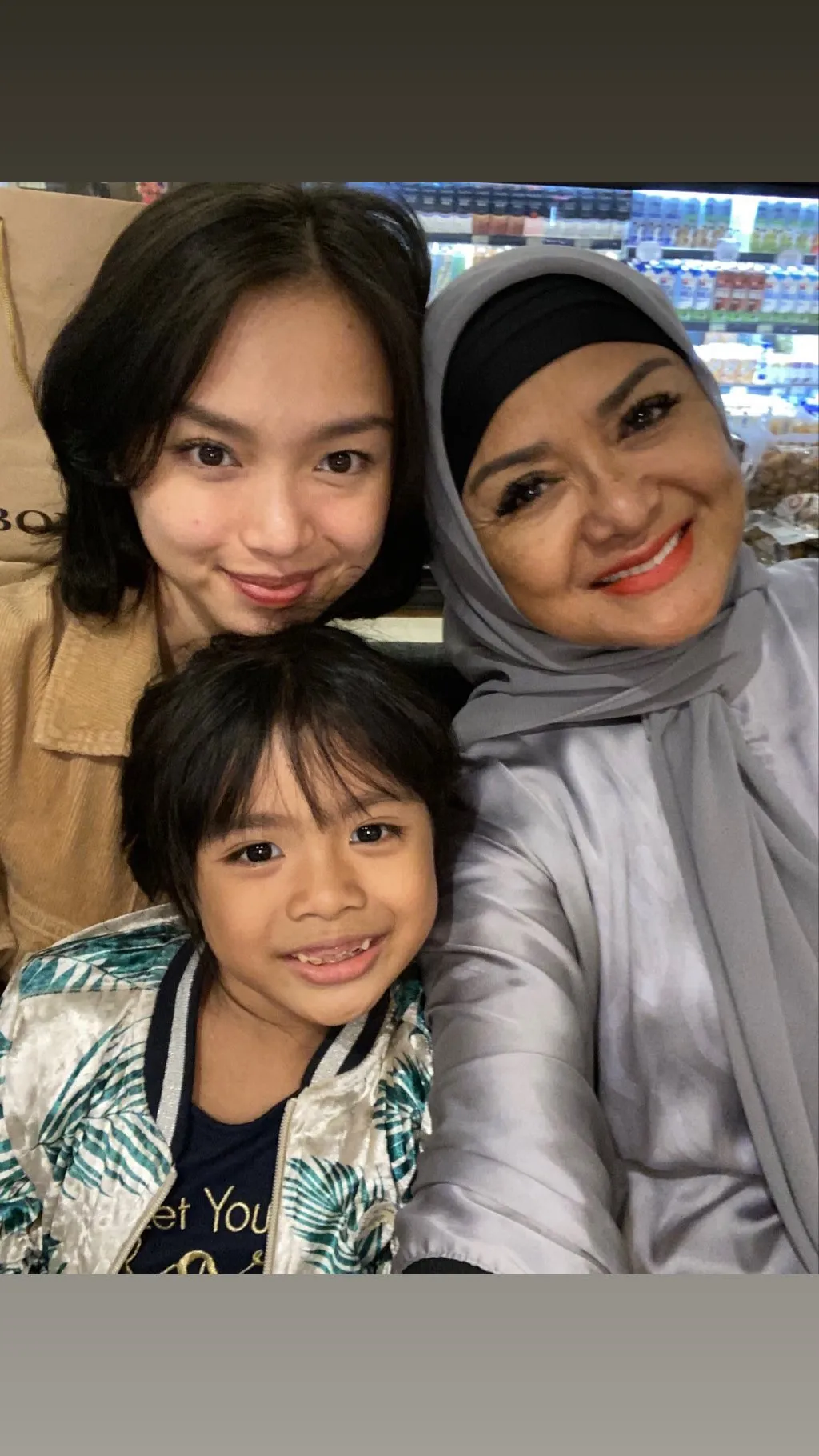 Ungkapkan Rasa Sayang untuk Istri Dan Anak Mantan