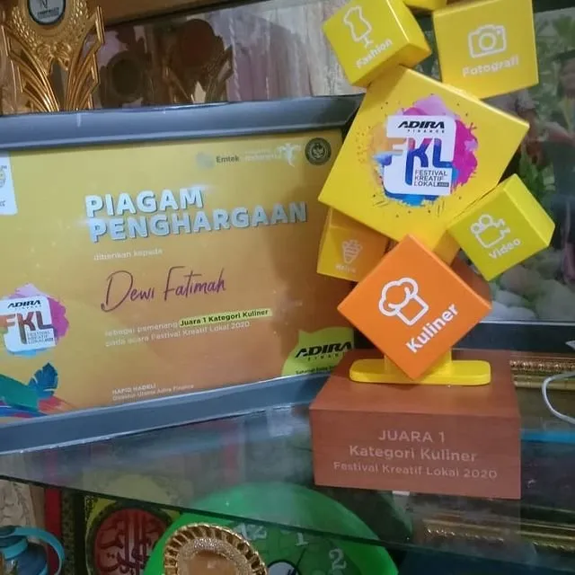 credit via instagram.com/dewihomecrab_25