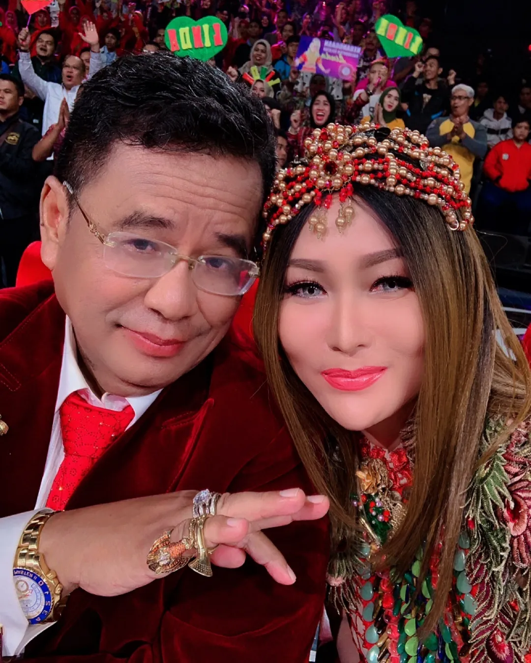 Wajah Hotman terlihat 'cantik' di foto ini © instagram.com/inul.d