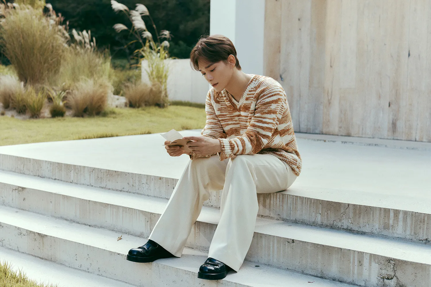 CHEN merilis mini album ke-3 LAST SCENE. credit: SM Entertainment