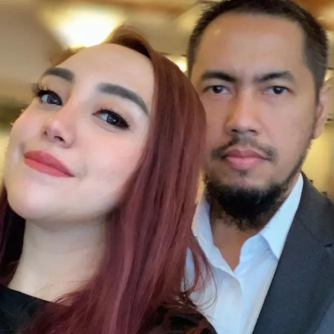 Salmafina bersama sang ayah © instagram.com/salmafinasunan