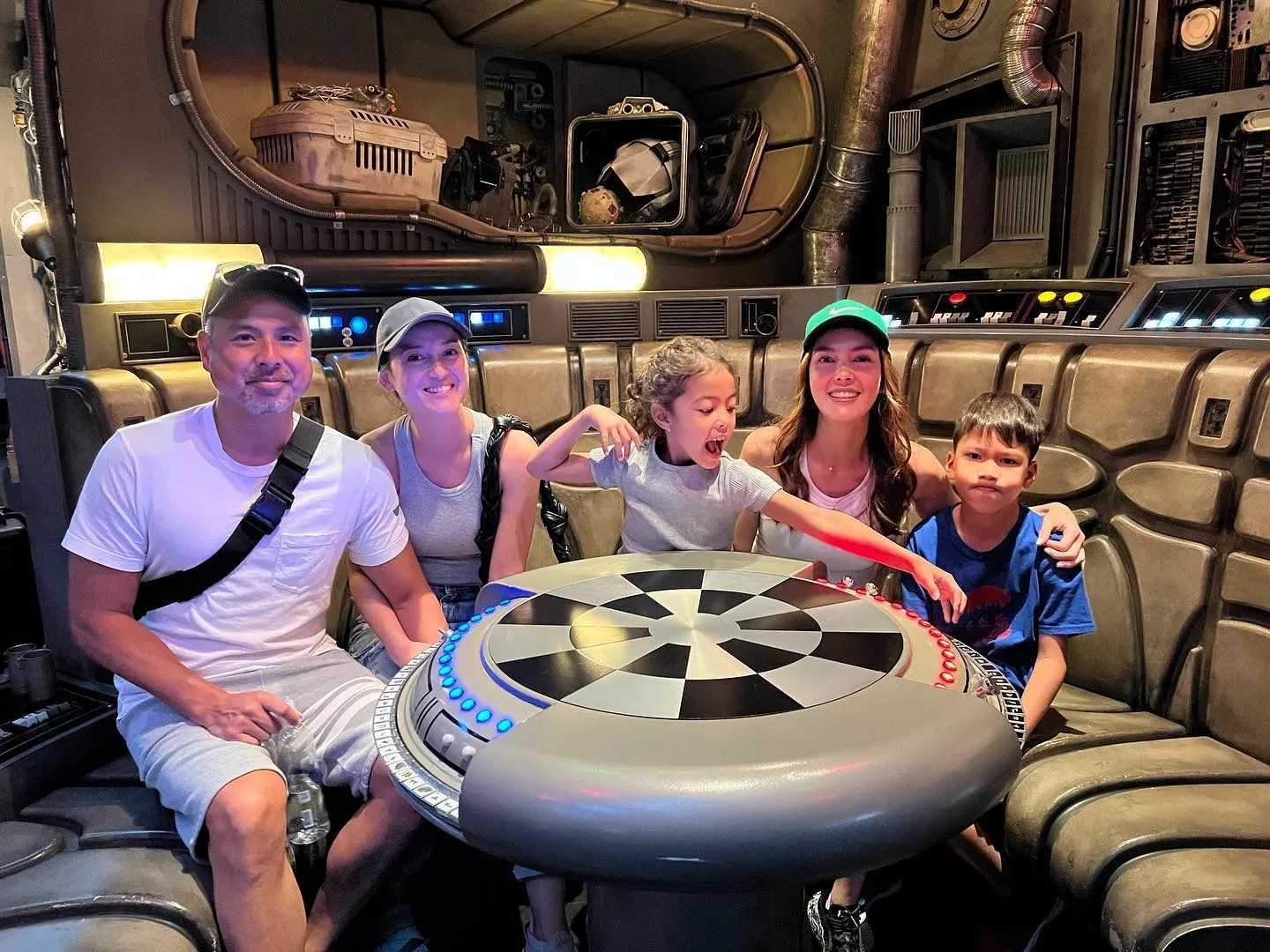 (credit: Instagram.com/julstelle/)