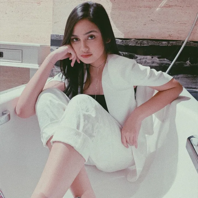 Syifa Hadju © instagram.com/syifahadjureal