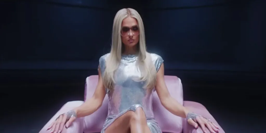 Steve Aoki & Paris Hilton - Lighter