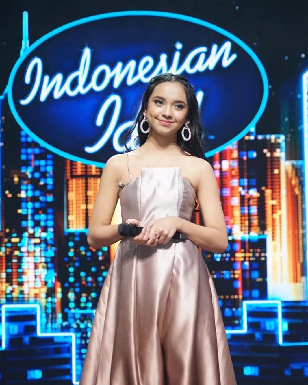  (credit: Instagram.com/lyodraofficial/)