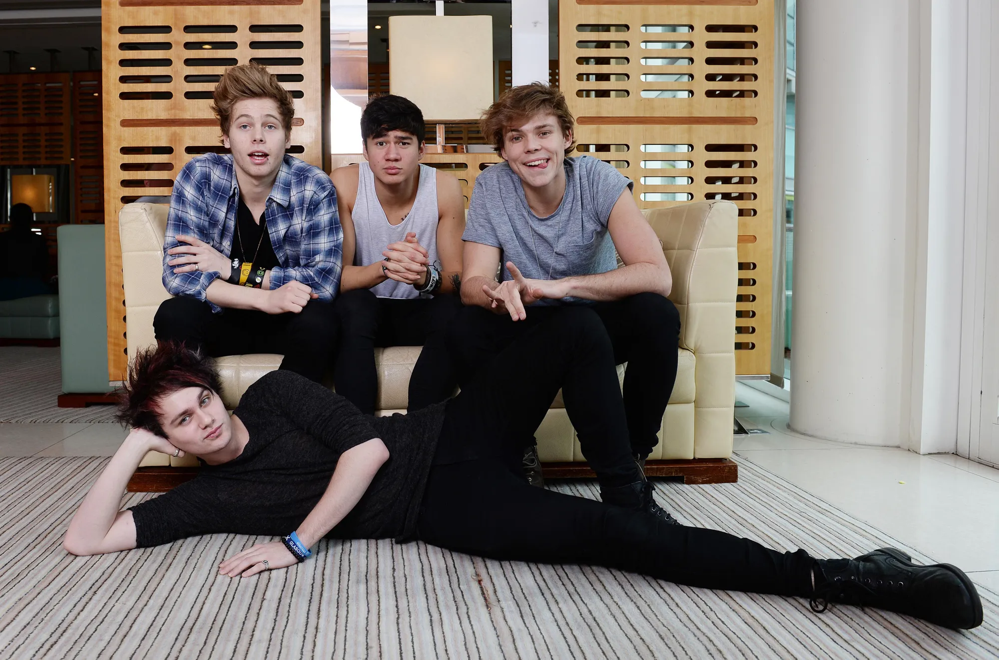 5SOS terapkan sedikit penyesuaian sebagai opener One Direction ©splash