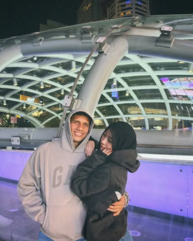 Potret Umi Pipik beri ucapan perayaan pernikahan Adiba Khanza dan Egy Maulana Vikri (credit: Instagram.com/adiba.knza)