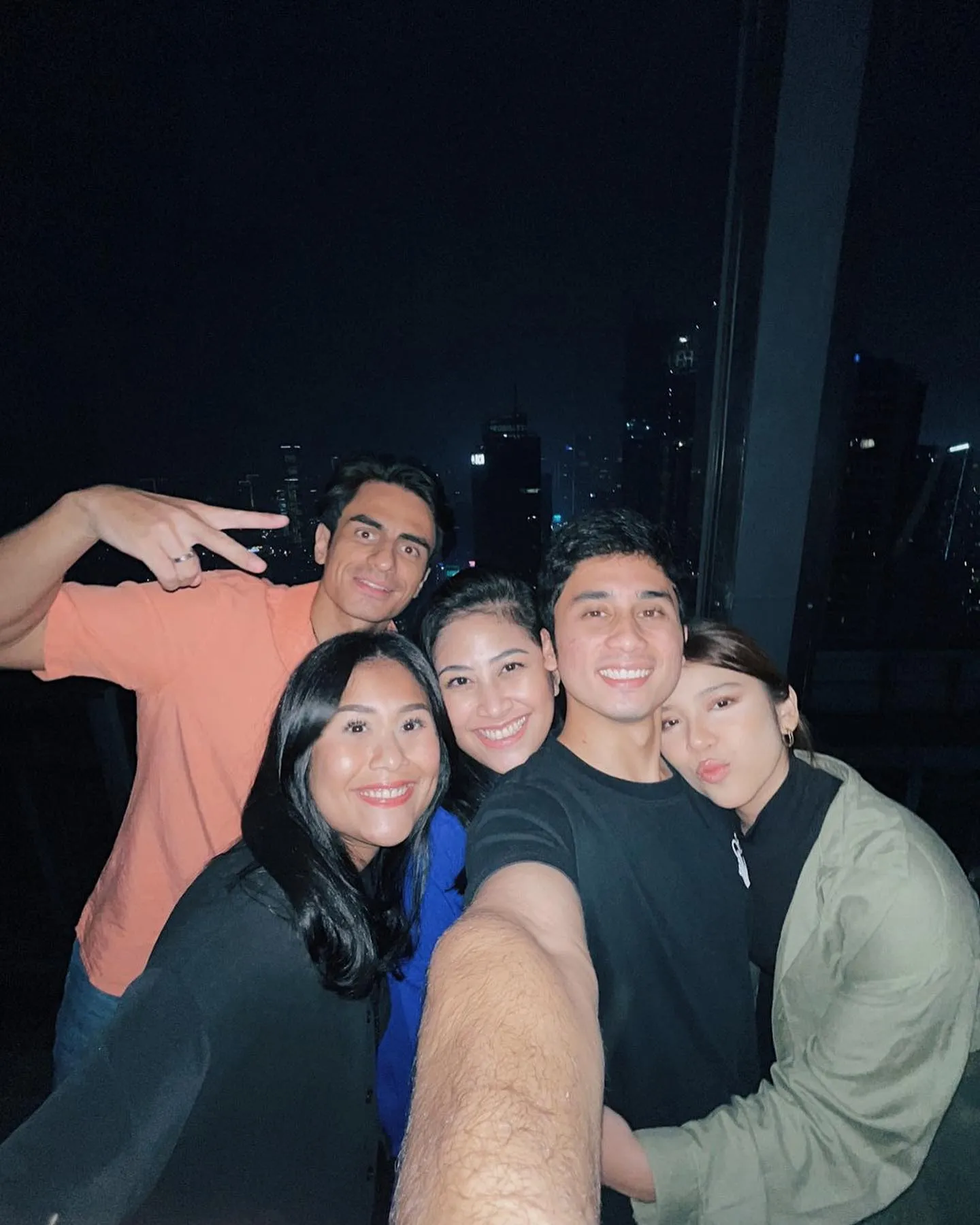 Akrab Banget Sama Kakak Alshad