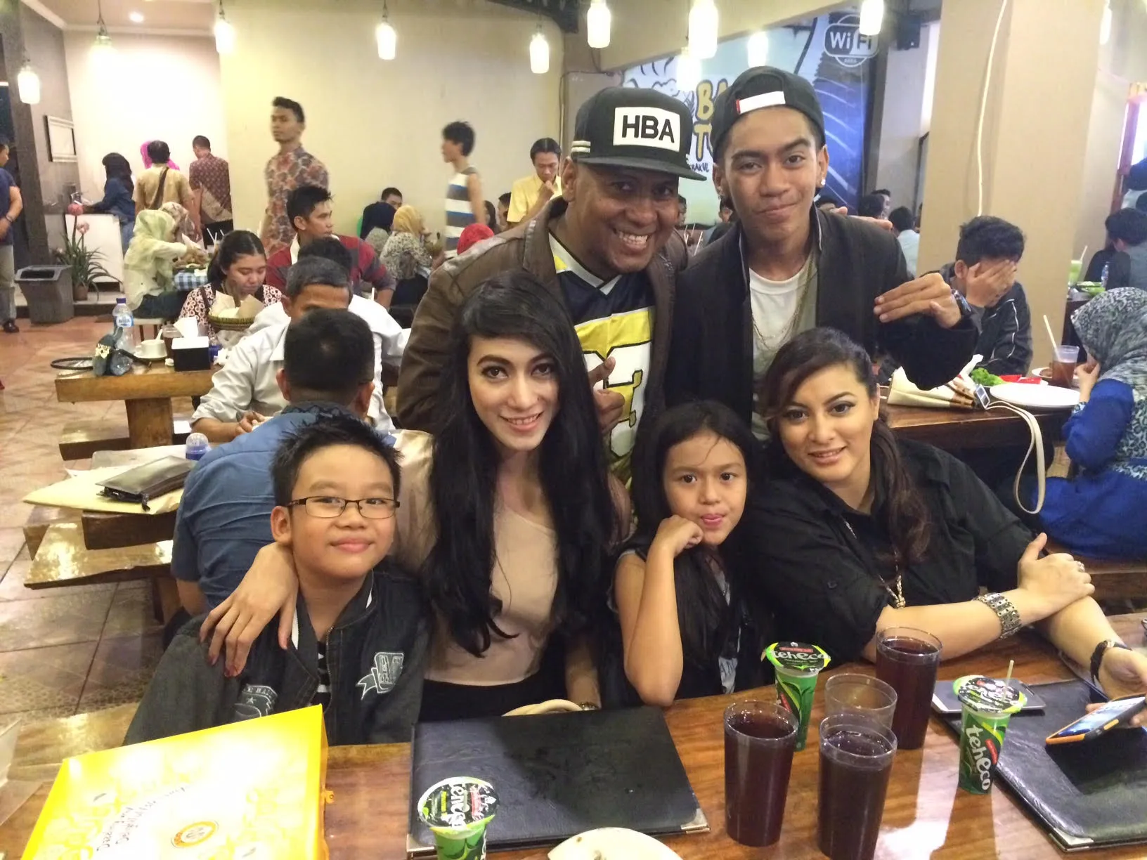 Jane Shalimar bersama anak-anaknya ©KapanLagi.com/ Hendra Gunawan