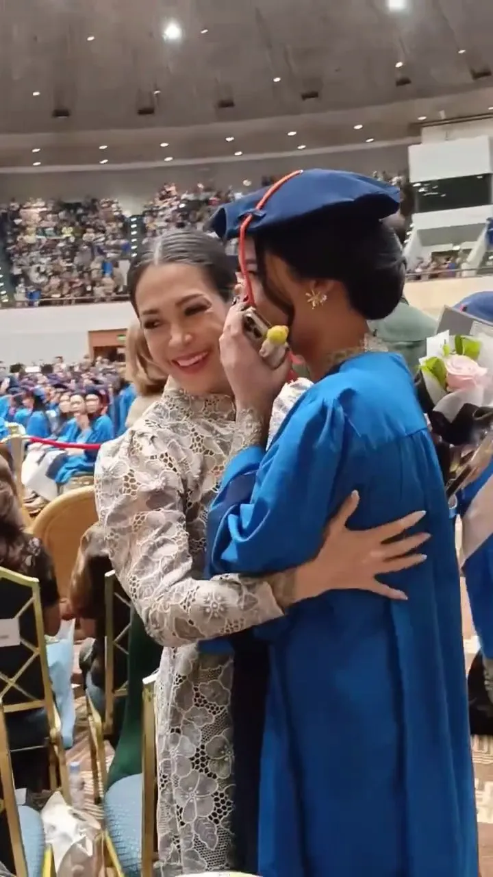 Kompak Bersama Ibu