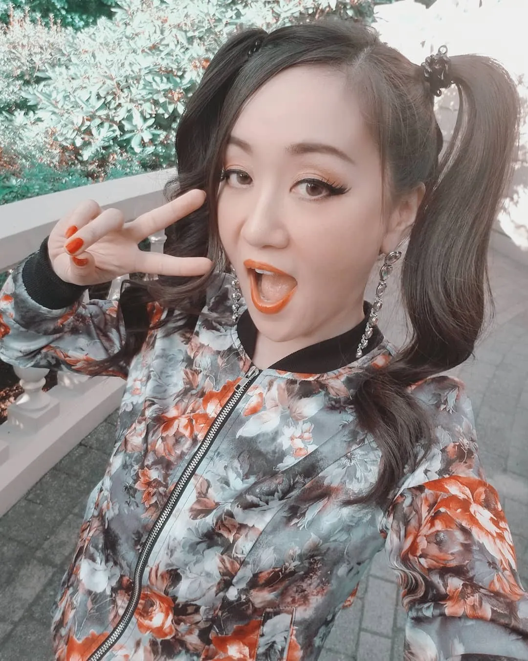 Instagram.com/yumicomedy