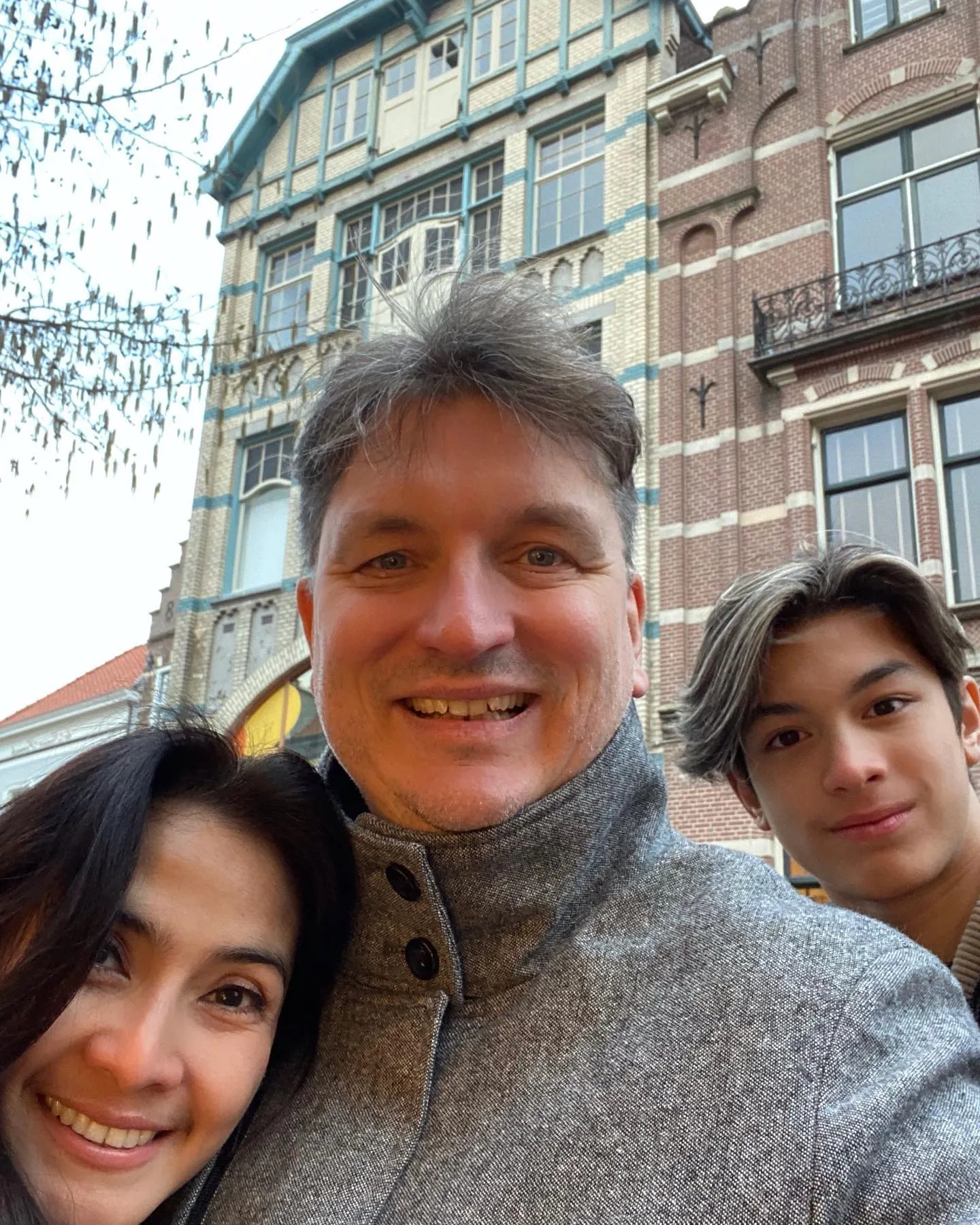 (credit: Instagram.com/maudykoesnaedi/)