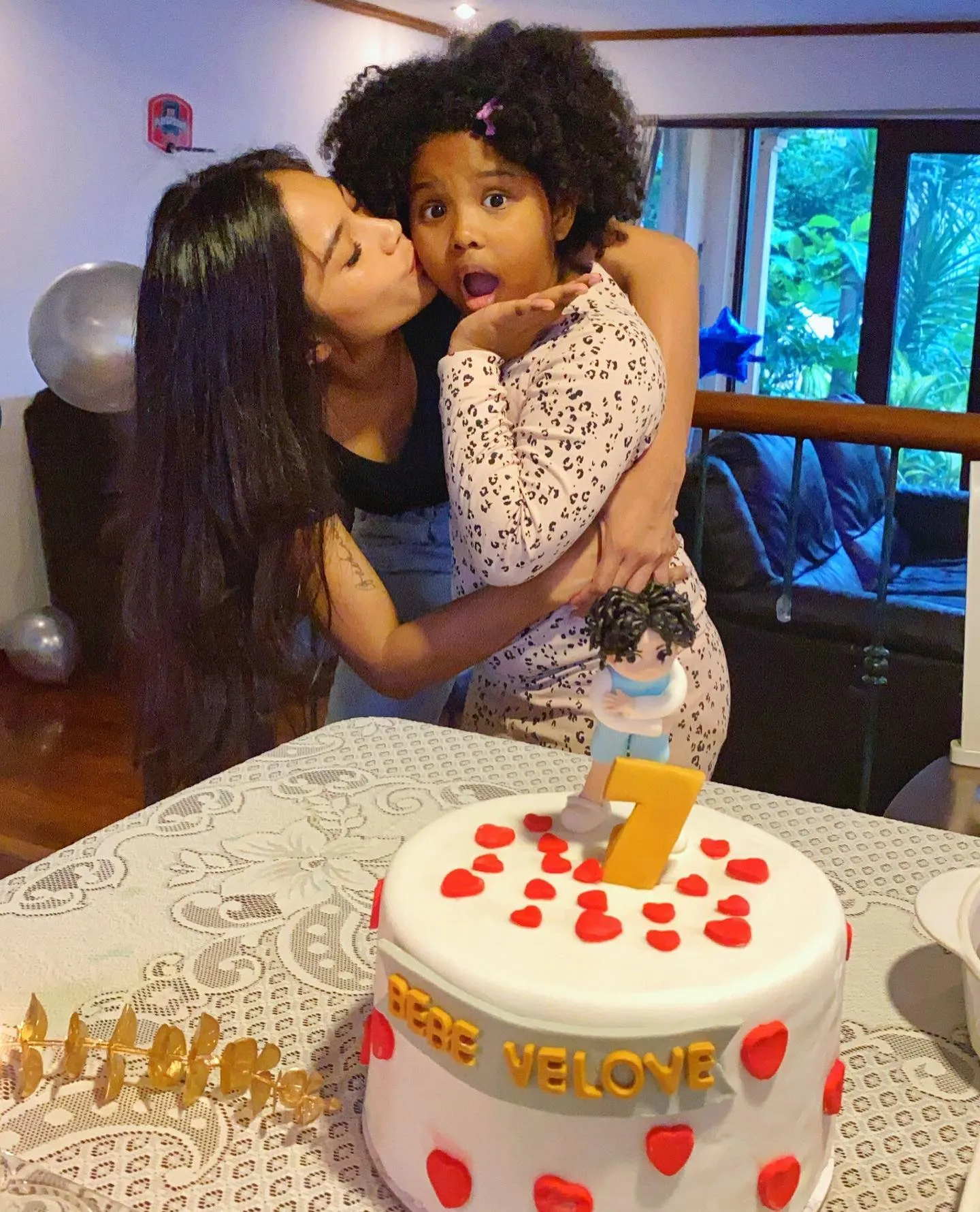 (credit: Instagram.com/garnetaharuni/)