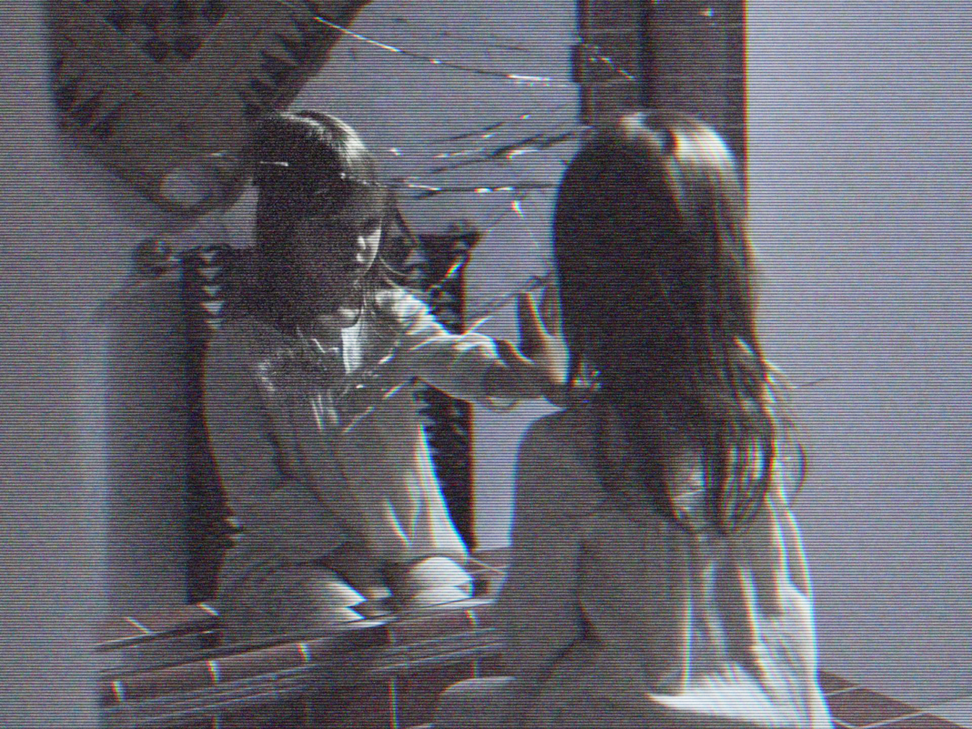 Si Leila yang unyu ini tiba-tiba kesurupan dan bisa memecahkan cermin/©Blumhouse