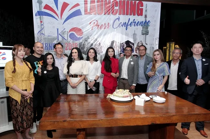 Ratu Meta merasa bangga dapat ikut ikonser I-Ko. © KapanLagi.com/Akrom Sukarya