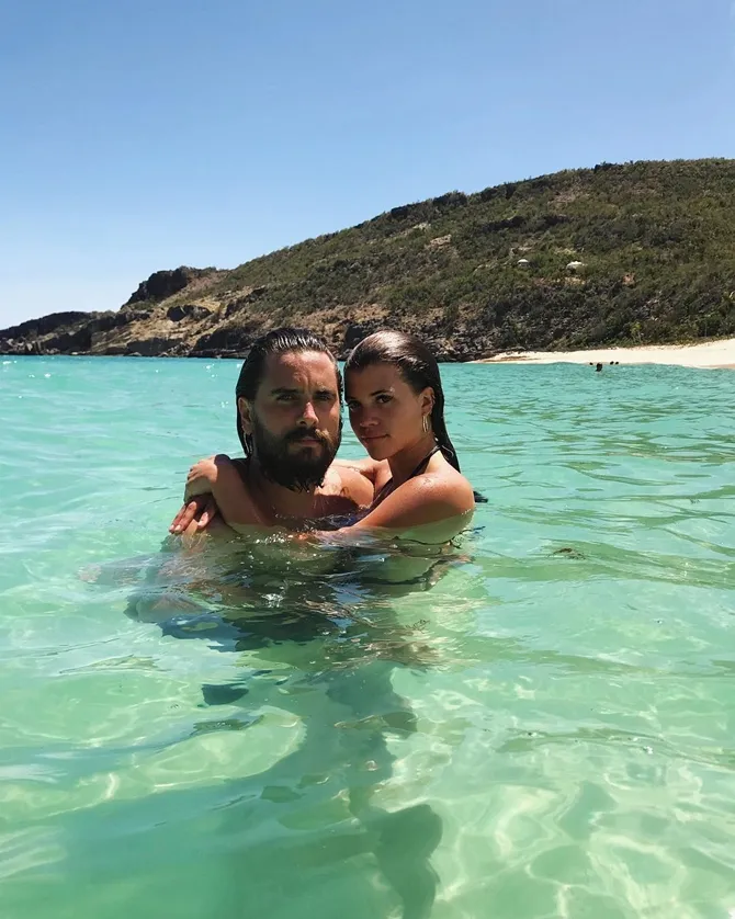 Pasangan ini baru saja liburan untuk ulang tahun Scott di St. Barths. © Instagram.com/sofiarichie