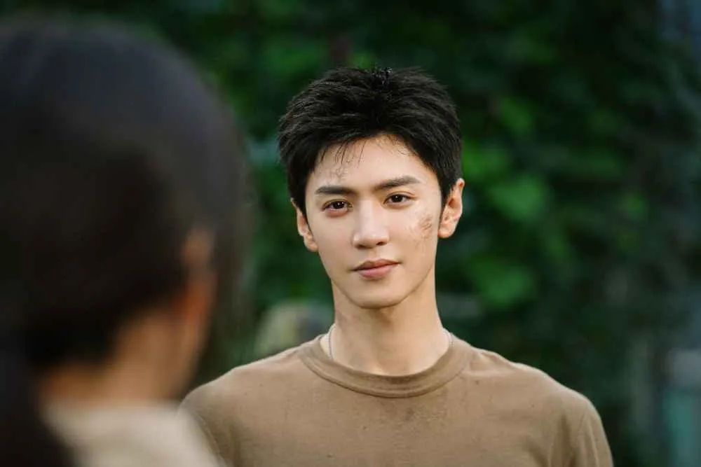 Chen Zhe Yuan tampil tampan - copyright/weibo.com