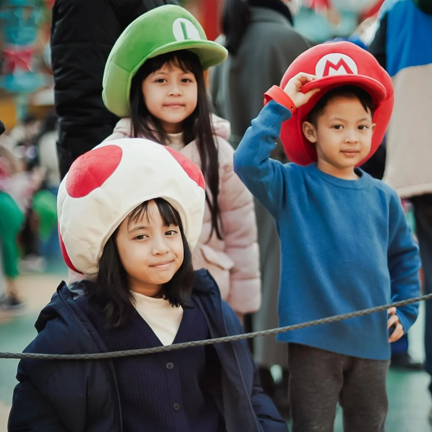 Gemas Pakai Atribut Super Mario Bros