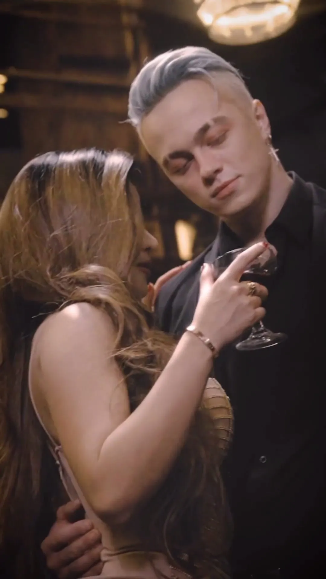 (credit: Instagram.com/dinar_candy/)