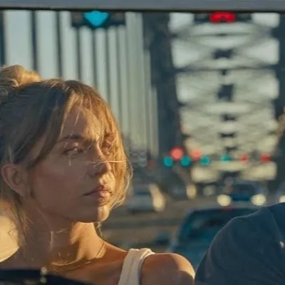 7 Film tentang Dua Musuh yang Terpaksa Bekerja Sama Hingga Akhirnya Jatuh Cinta, Bikin Baper