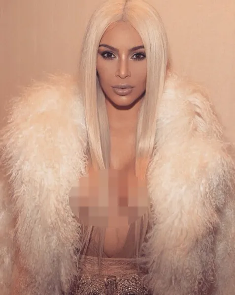 Ganti warna rambut, Kim Kardashian bikin surprise/©twitter.com/kimkardashianwest