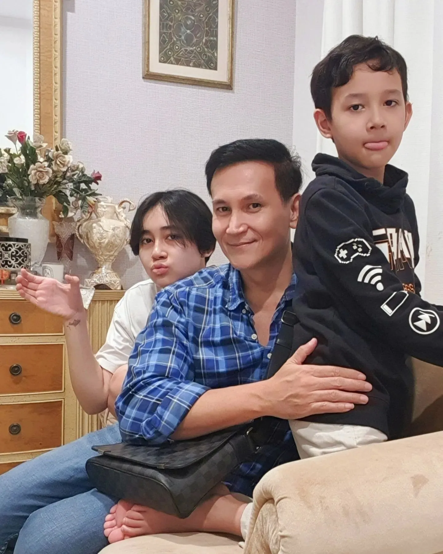 Komunikasi Baik dengan Mantan untuk Anak