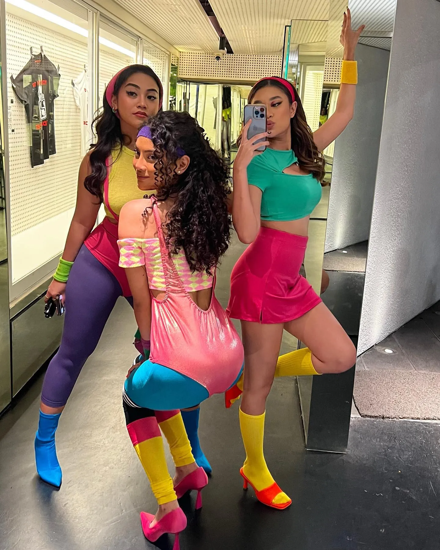 (credit: Instagram.com/theresaefrata/)