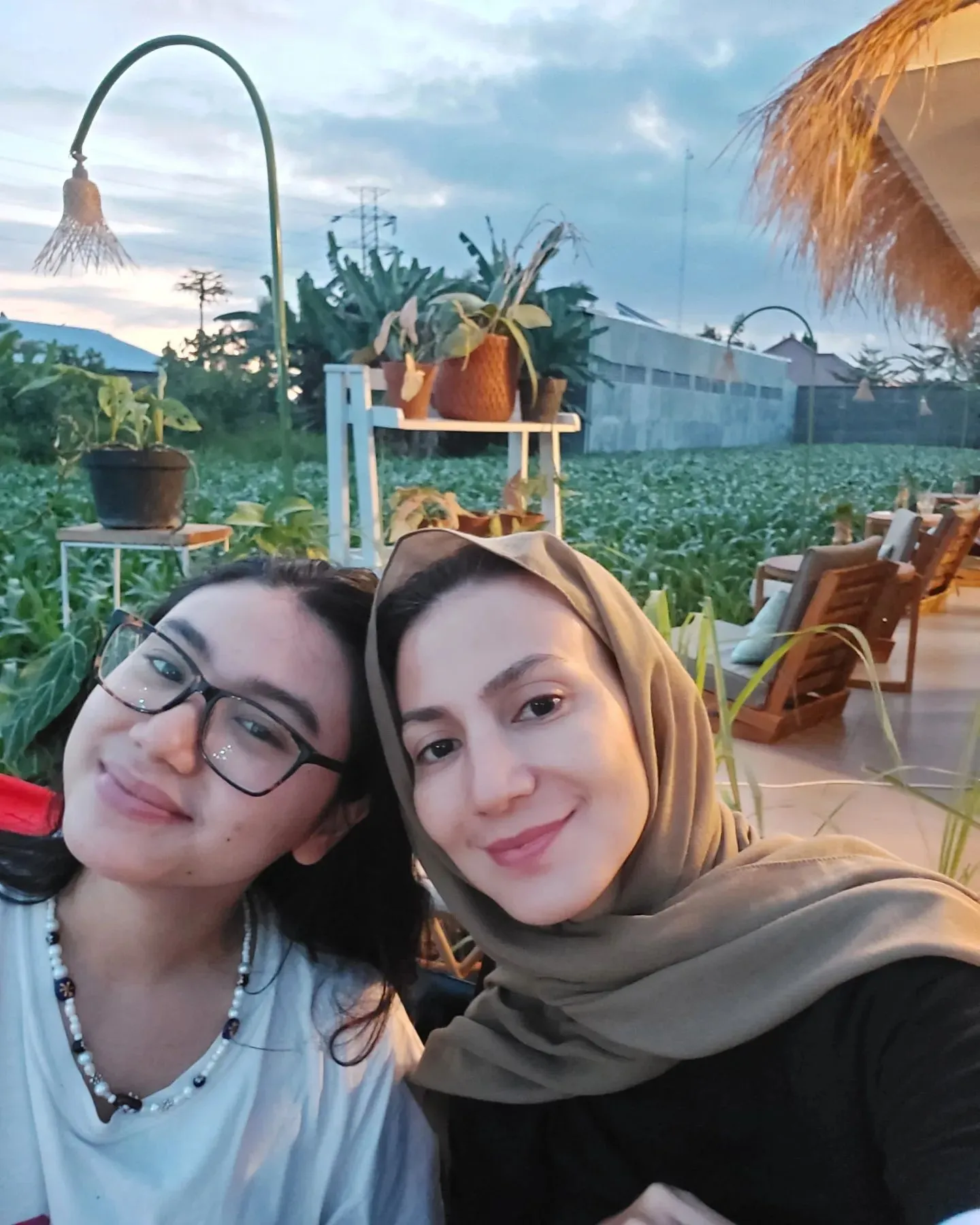 (credit: Instagram.com/wanda_hamidah/)