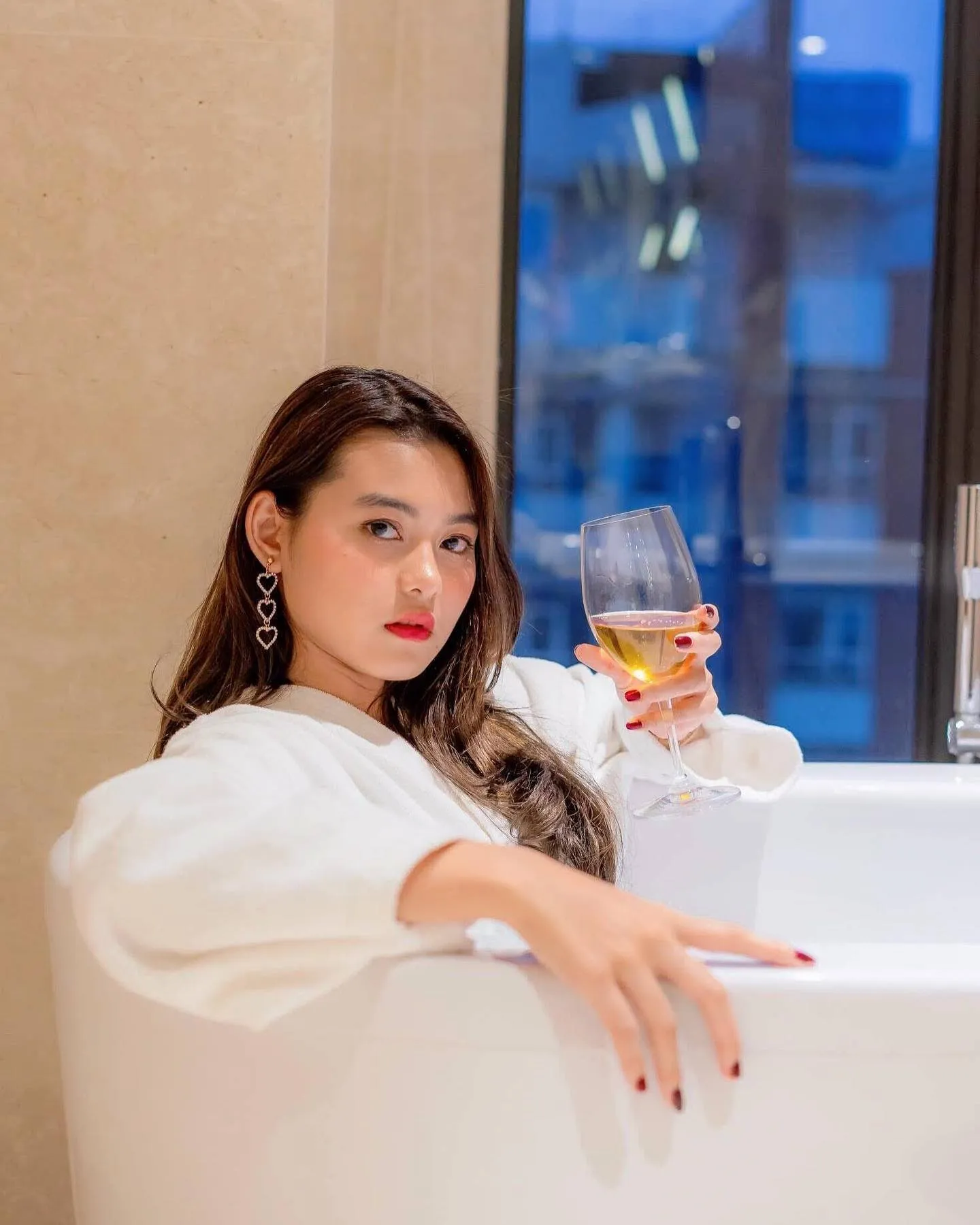 (credit: Instagram.com/ceseniy/)