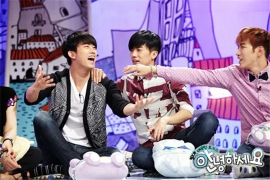 Wooyoung membocorkan betapa joroknya para member 2PM @mwave.interest.me