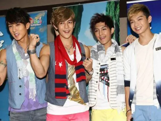 Fahrenheit saat masih bersama @xin.msn.com