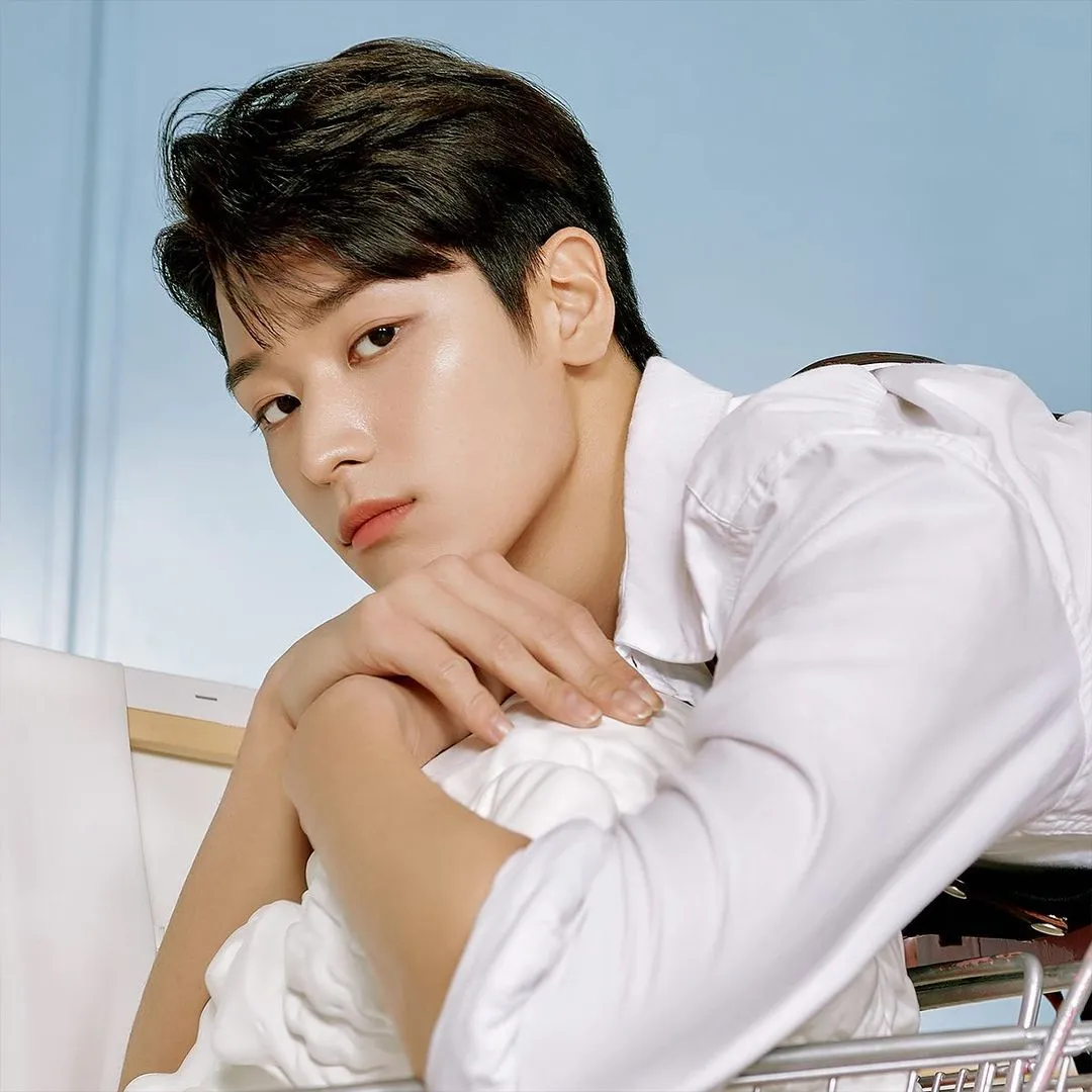 (credit: Instagram.com/official_theboyz/)