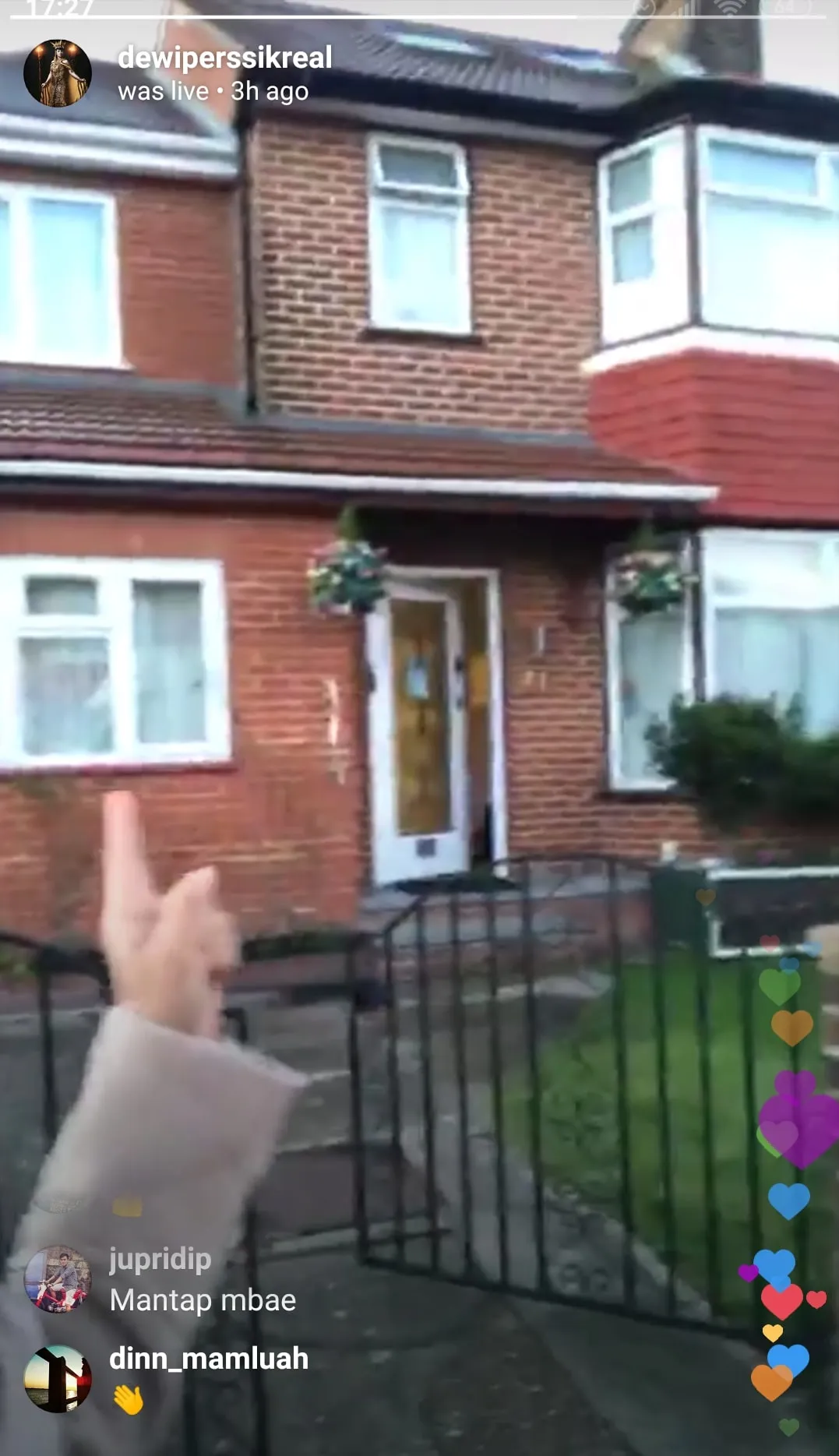 © Instagram.com/dewiperssikreal