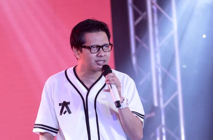 Armand Maulana punya prediksi tentang pertandingan malam ini. (KapanLagi.com/Akrom Sukarya)