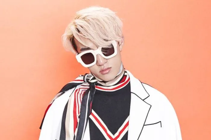 ZION.T - TWO MELODIES (Feat. CRUSH)